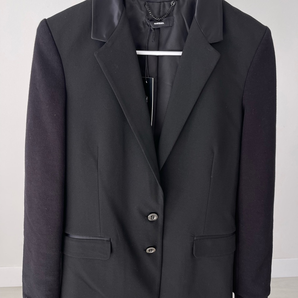 Diesel Women's Elegant Black Blazer - Picture 2 of 4